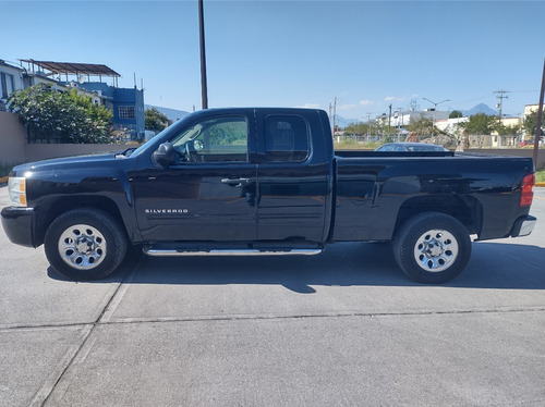 Imagen 3 de 14 de Chevrolet Silverado 2011 A Pickup Silverado 2500 Cab Ext Mt