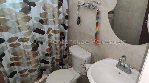Imagen 9 de 14 de Gustavo Zavala Rentahouse 22-2817