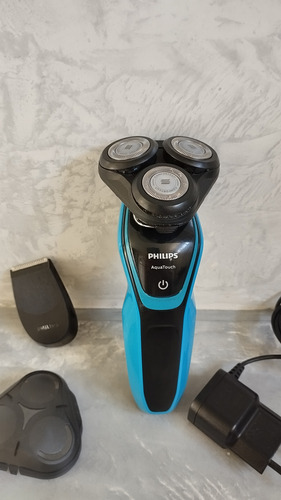 Afeitadora Philips Aquatouch S5050 Turquesa Negra 220v Leer Azul (Usado)