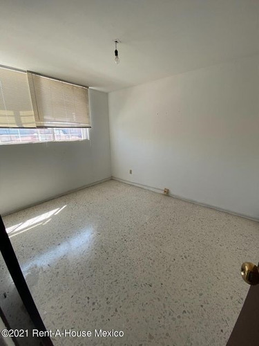 Imagen 12 de 14 de Renta Casa En Esquina En Carretas Ideal Para Oficinas! Qh