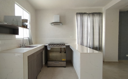 Imagen 3 de 14 de Casa Nueva Equipada En Privada Palmas Yucatan Mod.zafiro