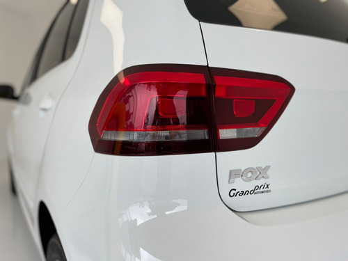 Imagem 16 de 16 de Volkswagen Fox 2018 1.6 Msi Total Flex Connect 4p Manual Br