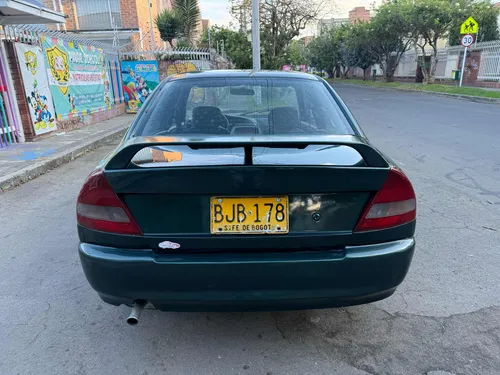 Mitsubishi Lancer 1.3 Gl 4 p 81 hp