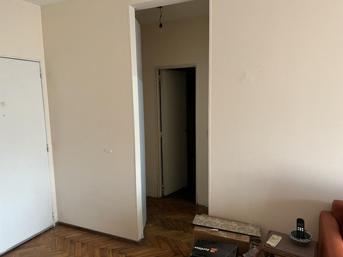 Imagen 6 de 24 de Departamento En Venta De 2 Ambientes Al Frente En Balvanera Oportunidad