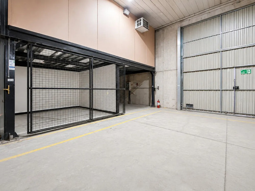 Bodega Industrial Con Oficinas 560 M2 Quilicura