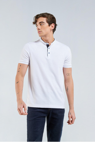 Camiseta Unicolor Tipo Polo Con Manga Corta Y Cuello Ner