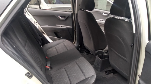 Imagen 12 de 15 de Kia Rio Sedan L Std 2020 Credito 20% Eng 48 Mss Acepto Autos