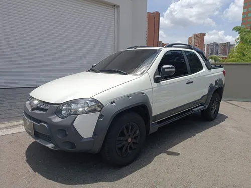 Fiat Strada 1.6 Adventure Locker Doble Cabina