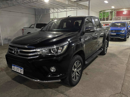 Toyota Hilux 2.8 Cd Srx 177cv 4x4