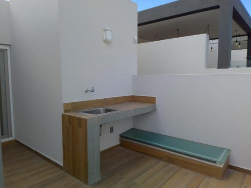 Imagen 25 de 26 de Magnifica Casa En Venta De Zibata, High Gardens By, Devarana, Fracc. Acantha
