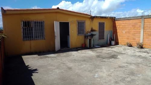 Imagen 13 de 27 de Casa En Tierra Del Sol, San Joaquin 04127407774 (atc-731)
