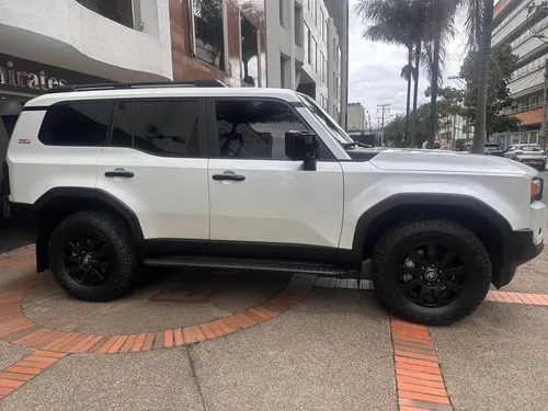 Toyota Land Cruiser Prado 2.4 First Edition At8