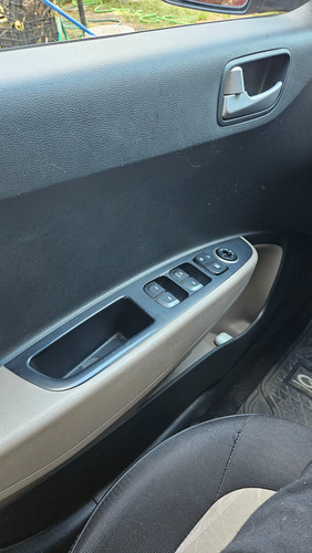 Grand I10, Manual, Único Dueño.