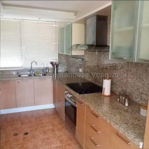 Imagen 10 de 16 de Cómodo Y Bello Townhouse Llama Ya Cel: 0412.2219490