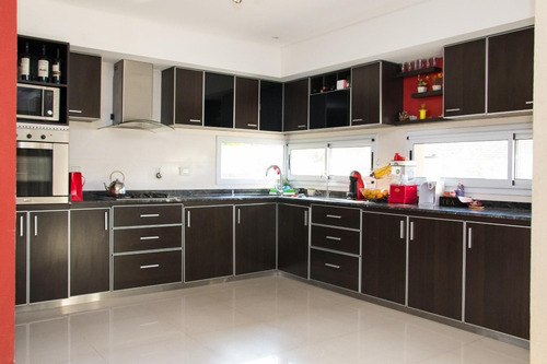Imagen 7 de 30 de Casa En Los Troncos, Berazategui