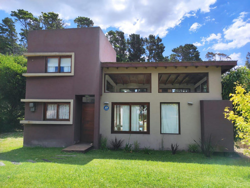 Venta En Block De 2 Casas En Espectacular Lote De 726 M2 ? 170 M2 Cubiertos Totales