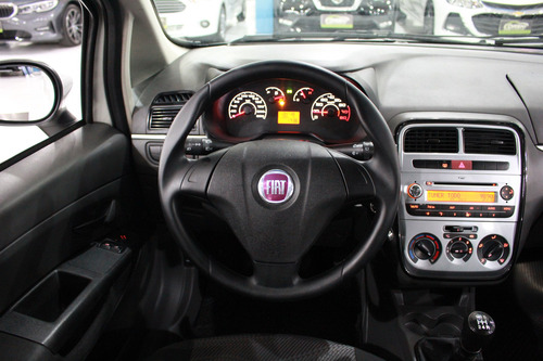Imagem 13 de 14 de Fiat Punto 1.4 Attractive 8v Flex 4p Manual