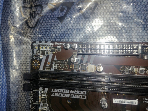 Imagen 5 de 6 de Tarjeta Madre Msi H410m-a Pro Lga 1200 Más Procesador Y Ram