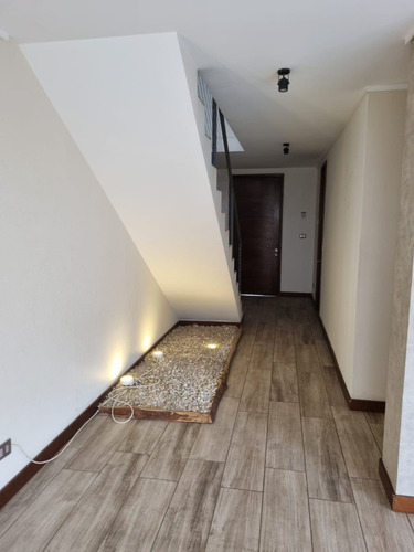 Estupendo Con Jardín, Loft En Subsuelo Pasos Mall Portal