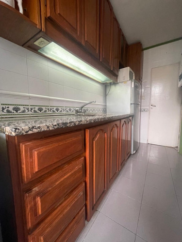 Departamento 3 Ambientes En Venta Catalinas Sur, Muy Luminoso