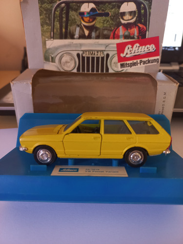 Schuco Volkswagen Passat Variant Ls 1974 Raro 1:43 Amarelo Amarelo