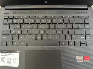 Laptop Hp Modelo 14-fq1003cl