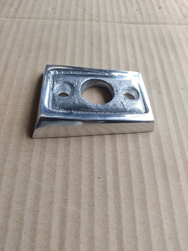 Nivelador Direccional Cofre Freightliner Fl 70 Aluminio (Usado)