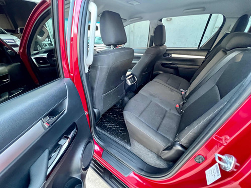 Toyota Hilux 2.8 Cd Srv 177cv 4x2
