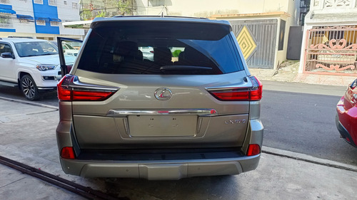 Lesux Lx 570 2021 Clean Carfax