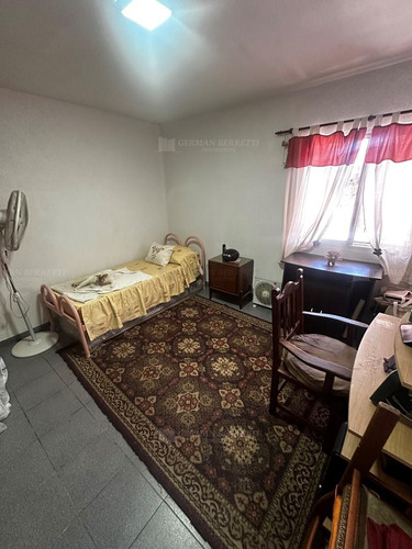Casa En Venta En Remedios De Escalada, Lanús, G.b.a. Zona Sur
