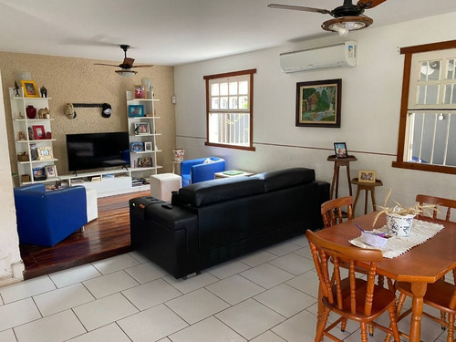 Imagem 24 de 30 de Casa Em Itaipu, Niterói/rj De 396m² 3 Quartos À Venda Por R$ 750.000,00 - Ca1775281-s