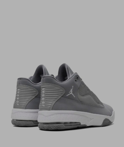 Tenis Nike Jordan Max Aura 2 (Usado)