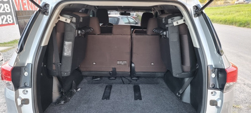 Imagem 8 de 15 de Toyota Hilux Sw4 Sr Ano 2017 Top Flex 7 Lugares 4x2 Aut.