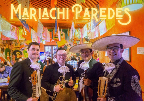 Imagen 2 de 5 de Serenatas Mariachis Charros A Domicilio.