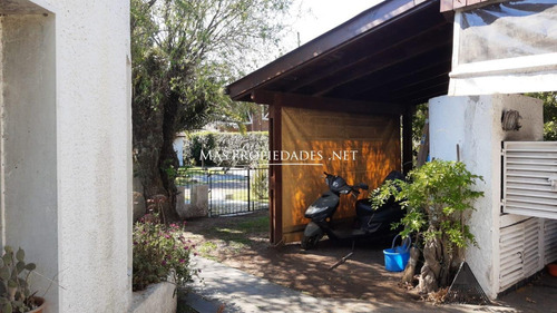 Imagen 10 de 12 de Casa En Venta 3 Dormitorios En Las Brisas Country Club