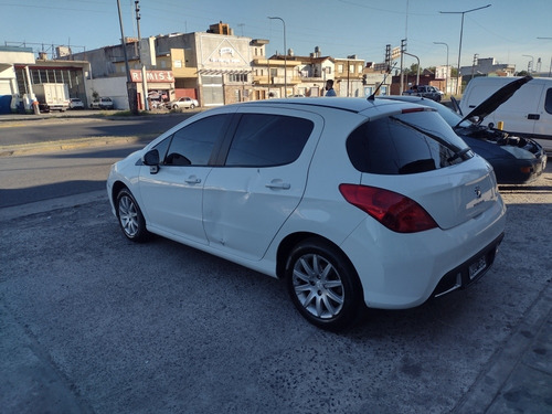 Peugeot 308 1.6 Active 2014