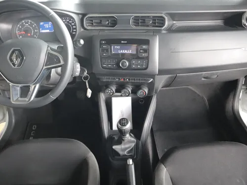 Renault Duster Zen 1.6 Mt 4x2 (servicio Publico)