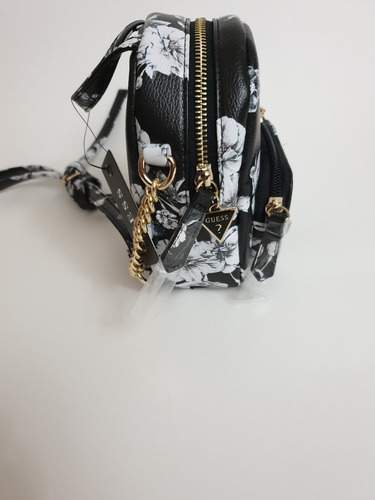 Imagen 3 de 5 de Mini Mochila Guess Original Black White Floral Evan