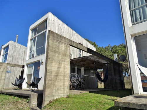 3 Casas Con Vista Panorámica - Excelente Inversión Y Renta