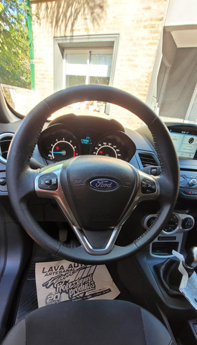 Ford Fiesta Kinetic 1.6 Se Plus 120cv Titular 2018 Pto. Fcio