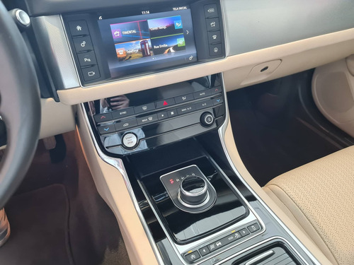 Jaguar Xf 2.0 Prestige Turbocharged Gasolina 4p Automático