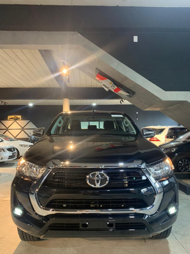 Hilux 2.7 Srv Cd 4x4 Flex 2020 0km - São Paulo Motorsport