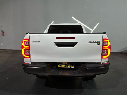 Toyota Hilux 2.8 Std Power Pack Cab. Dupla 4x4 Tdi 4p