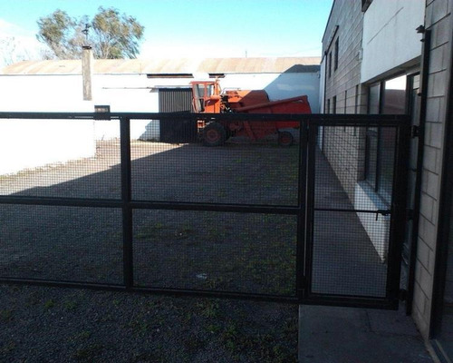 Imagen 23 de 28 de Venta De Local Comercial Con Galpon Sobre Ruta 178 En Las Parejas Santa Fe
