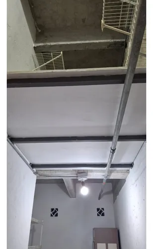 Renta De Bodega Con Parqueadero En Envigado Los Benedictinos