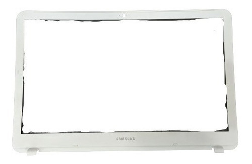 Imagem 2 de 5 de Moldura Da Tela Notebook Samsung Np350xbe