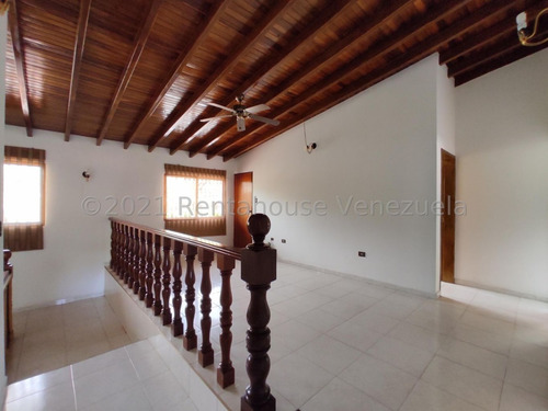 Imagen 14 de 25 de Casa En Venta En Barrio Sucre Maracay 22-11048 Jcm