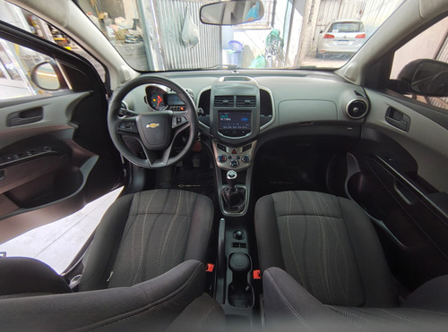 Chevrolet Sonic 1.6 Lt Mx 5 p
