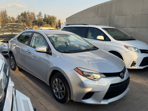 Toyota Corolla 1.8 Base At