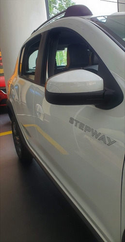 Imagen 12 de 15 de Renault Sandero Stepway Zen 1.6 Permuto Financio Entrega L